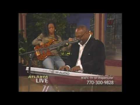 Brian Clay performs on Atlanta LIVE