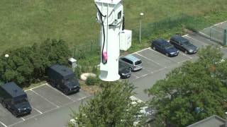 preview picture of video 'Weather radar installation in Jabbeke 06/2012'