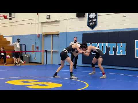 Cavell Morris Meade vs South River 132 pound wrestling (2021-2022)