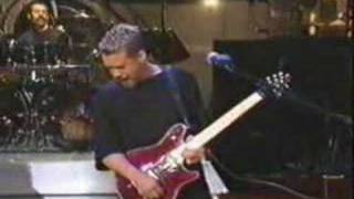 Download lagu Van Halen on David Letterman Show 1995 mp3