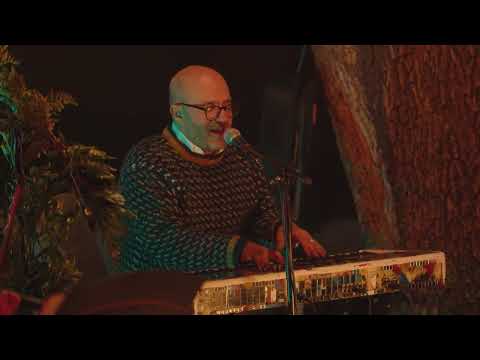 Daniel Tashian - Bells of St Augustine (Live with Lockeland Strings)