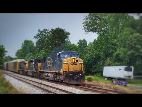 CSX 7776 leads a "Classic Consist" on M580-13