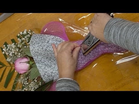 5 Ways To Present A Single Rose