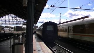 preview picture of video 'Renfe 594.006 llegando a Medina del Campo'
