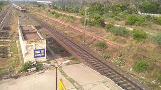 preview picture of video 'Daily Commuters Train, Villupuram Tambaram Passenger'