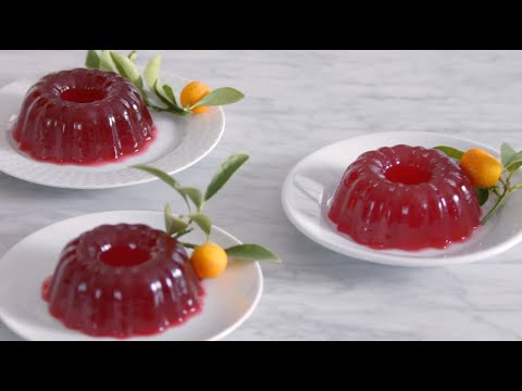 The Secret to Molded Cranberry Sauce