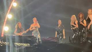Pink Please don’t leave me live @ BST Hyde Park  2023