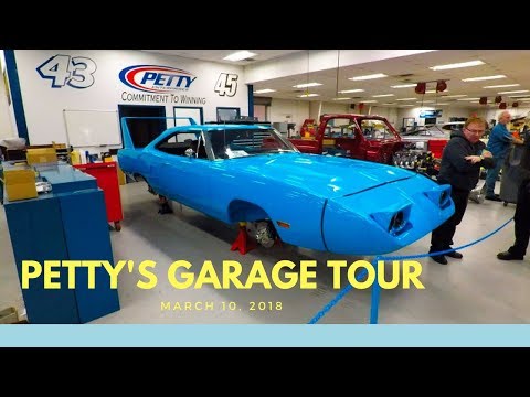 download lagu mp3 mp4 Richard Petty Cruise In 2019, download lagu Richard Petty Cruise In 2019 gratis, unduh video klip Richard Petty Cruise In 2019