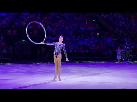 Moscow RG Group & Junior Team Russia Allstars Gymnastics Christmas Tree 2022