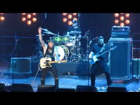 Kris Barras Band - Rock 'n' Roll Running Through My Veins @ Rawa Blues Festival, Katowice 30.09.2017