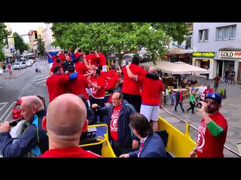 FC Fortuna Offenbach  Meisterfeier 2015  Busrundfahrt durch Offenbach 1