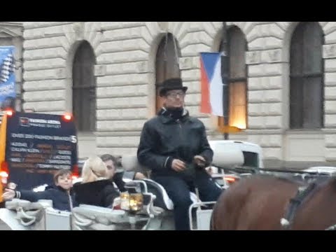 děti v kočárech v Praze