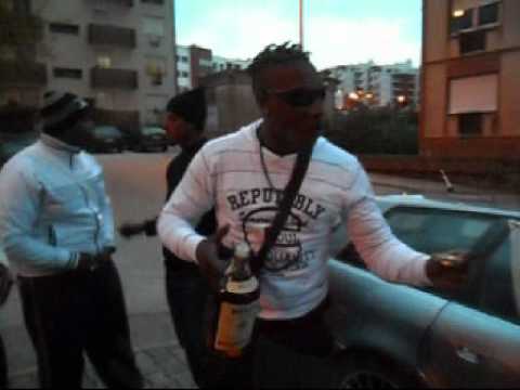 Liamba Kaporoto ft Xibi ft Tchoras - Ambiçao do Homem Negro