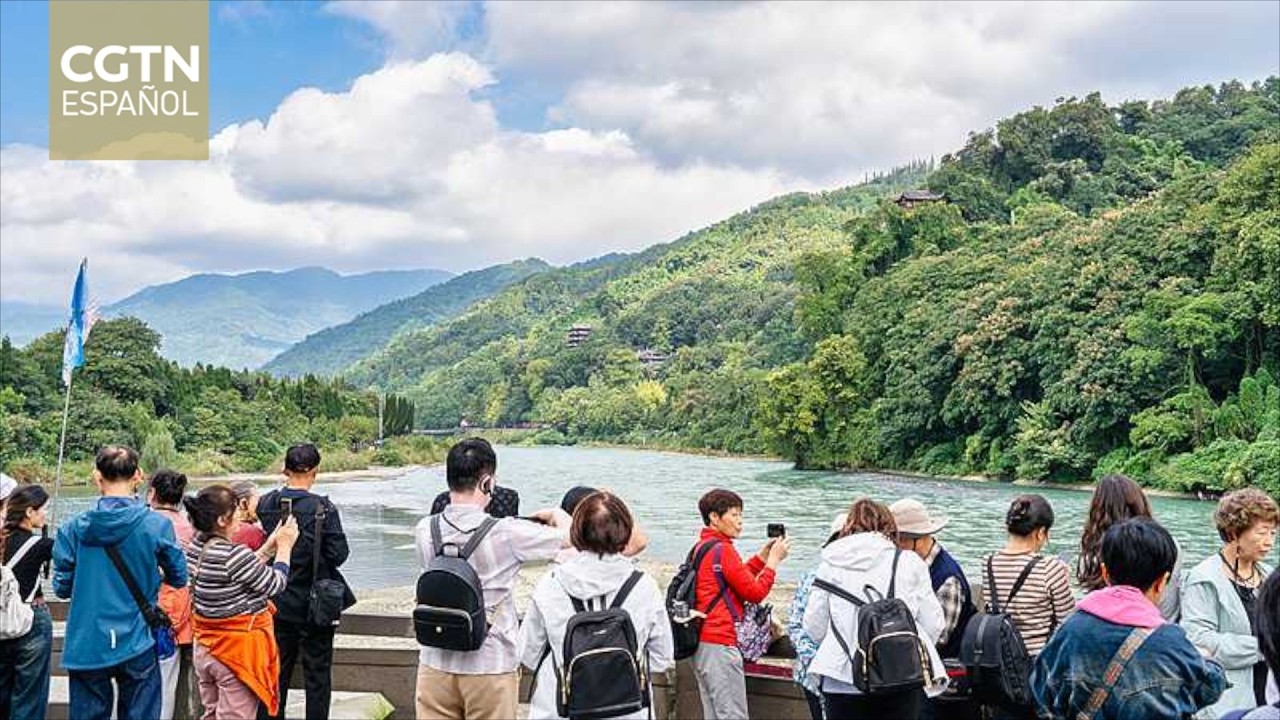 Dujiangyan, en el suroeste de China, ofrece un respiro en plena naturaleza