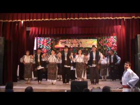 Ansamblul Folcloric Rapsozii Ivestiului, comuna Ivesti, judetul Vaslui