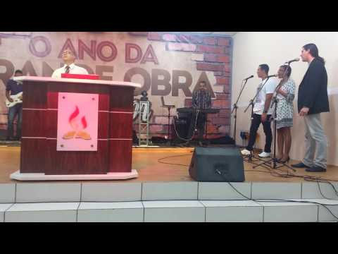 Louvo crê ( ministério Mac)