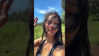 Olha a audácia dessa galinha #dianaroça #pecuarista