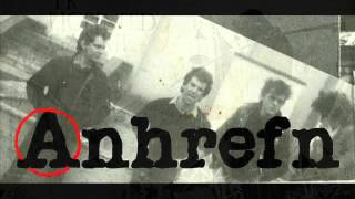 Anhrefn - 'Nefoedd Un Uffern Llall'