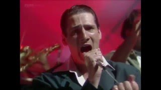 Spandau Ballet - Chant No. 1 (I Don't Need This Pressure On) TOTP 1981