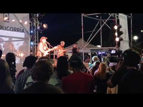 Los Dinos en vivo Banda tributo .  Perugorria Corrientes.