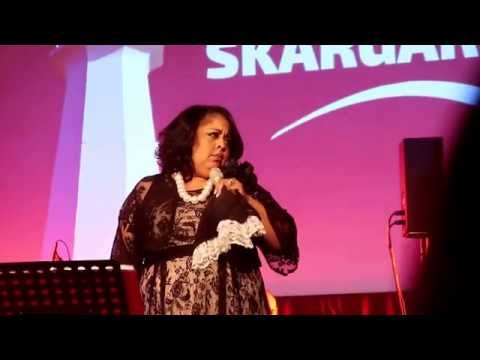 Angela Primm - Just A Closer Walk