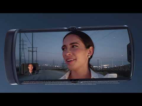 Motorola razr 5G blush gold