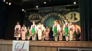 preview picture of video 'Международен фестивал на изкуствата Трикси - Албена-2014-ТС Аксаково-втора група-Дайчево'