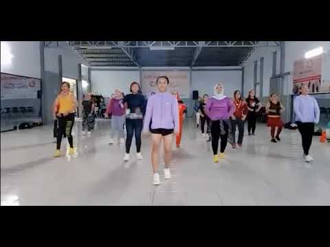 Aerobic Class With Eldo// Lody Collection Vol 8