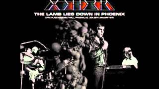 Genesis - The Lamia - Silent Sorrow in Empty Boats LIVE.wmv