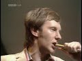 Dr Feelgood - Lights Out (Top Of The Pops) 12th May 1977