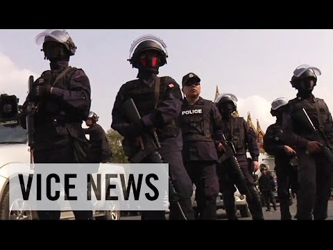 VICE News Daily: Beyond The Headlines - Feb. 24, 2014
