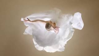 Margot Robbie for Chanel Gabrielle Essence Perfume