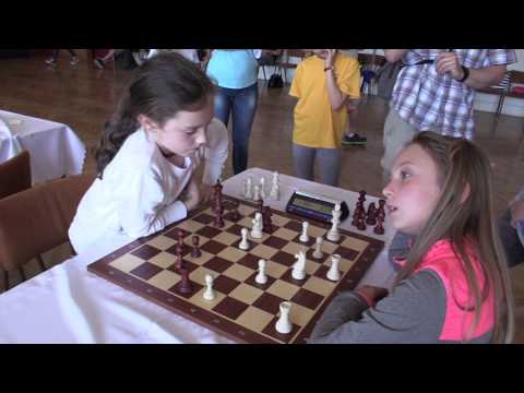 👨‍🌾 D11 9.5. Sára Šimalčíková - Magdaléna Mrmusová 1:0