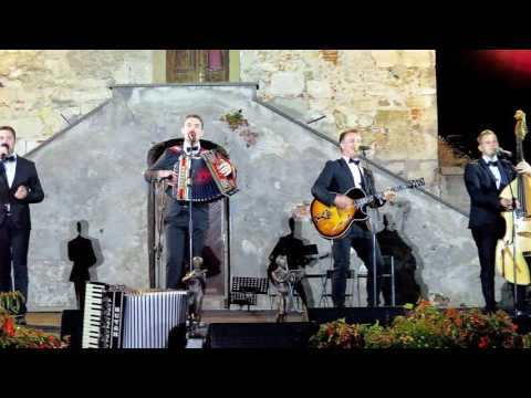 Ansambel VESELI DOLENJCI - Do lune in nazaj