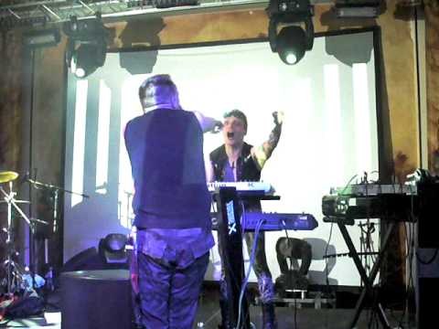 Alien Vampires featuring Suicide Commando ""Far from humans" @ Dark Castle festival 09