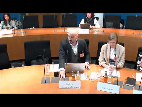 Video Thumbnail: Fachgespräch zur Einführung eines verpflichtenden staatlichen Labels