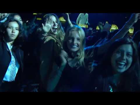 Ivy Queen, Wisin y Yandel, Nicky Jam, Chencho Corleone, Alberto Styles, Zion "LEYENDAS"