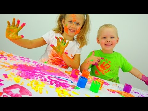 Играем вместе: пальчиковые краски. Детское творчество.