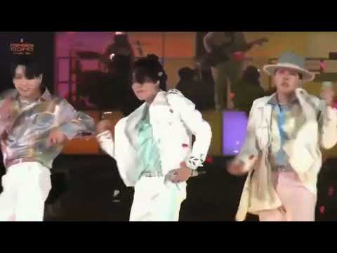 BTS DYNAMITE TO BUTTER DANCE BREAK || PTD ON STAGE SEOUL DAY 3