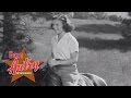 Mary Lee & Smiley Burnette - Me and My Echo (from Carolina Moon 1940)