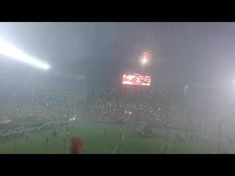 "CELEBRACION BARCELONA CAMPEÓN 2016/ DESDE LAS GRADAS/SUR OSCURA/(10-12-16)" Barra: Sur Oscura • Club: Barcelona Sporting Club • País: Ecuador