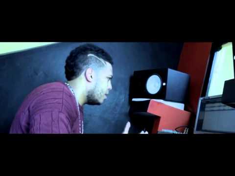 Francis Beats Ft  Alexandra Mami Chula   Que Suene Asi Official Video
