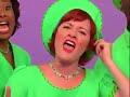 S1EP4 Four Little Beetle Bugs Moving On The Floor Goo Pets