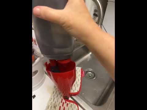 Rubbermaid - Since when have their products become worthless?