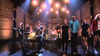 Tegan and Sara &quot;I Was A Fool&quot; on Conan O&#39;Brien - 18 september 2014