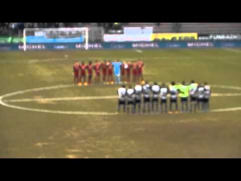 bij de aftrap  Charleroi vs Essevee 03-03-2013
