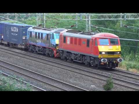 90024 90019 and 66127 at Stafford 22nd & 25th July 2016