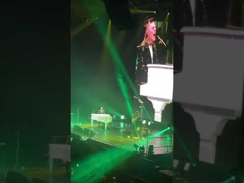 Marc Martel - Play The Game/I Want To Break Free - Movistar Arena, Chile 2022