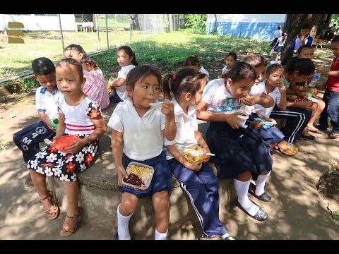 EUROCESPED para Leona (Nicaragua): de cómo el césped artificial puede alimentar a un niño durante un año