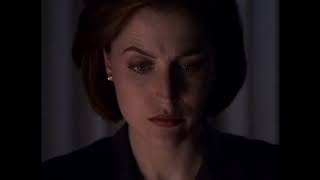 Mulder menace Scully ! (VF)